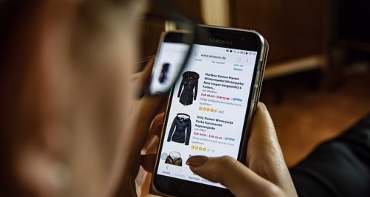 El comercio en plataformas cae un 39% por la inclusión del IVA en las compras en Chile
