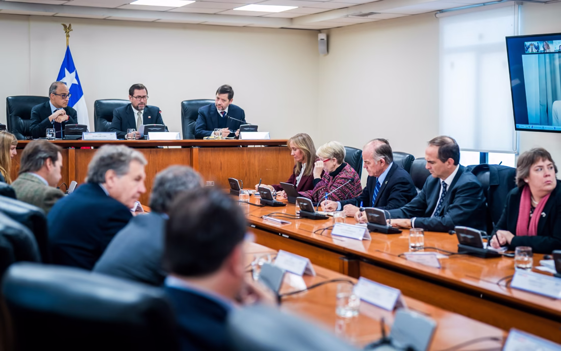 Cancillería y gremios refuerzan coordinación público-privada para apoyar exportaciones chilenas a EE.UU.